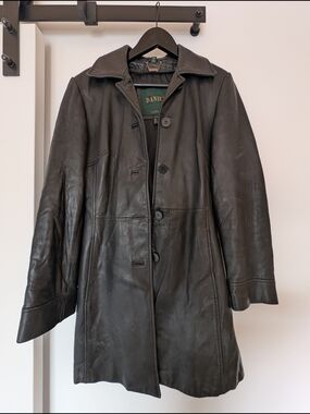 Danier Leather Jacket In Size S (4)